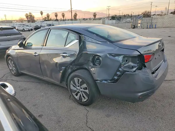 1N4BL4BV2RN404343 2024 NISSAN ALTIMA - Image 2