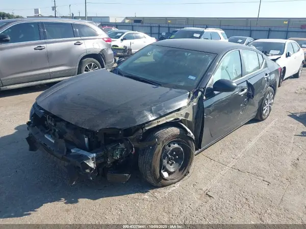1N4BL4BV2RN420168 2024 NISSAN ALTIMA - Image 2