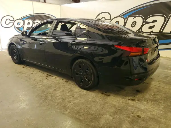 1N4BL4BV2SN316219 2025 NISSAN ALTIMA - Image 2