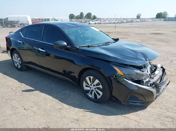 1N4BL4BV2SN318553 2025 NISSAN ALTIMA - Image 1