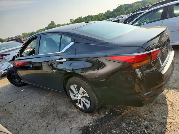 1N4BL4BV2SN318598 2025 NISSAN ALTIMA - Image 2