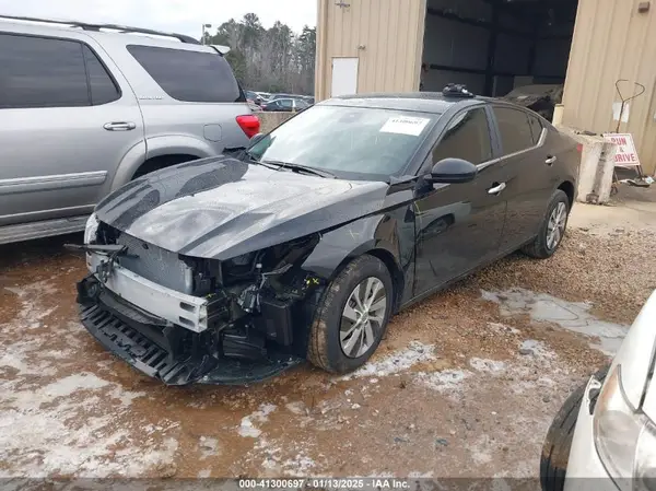 1N4BL4BV2SN330671 2025 NISSAN ALTIMA - Image 2