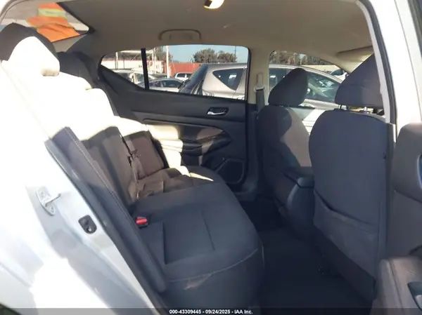 1N4BL4BV3KC161207 2019 NISSAN ALTIMA - Image 8