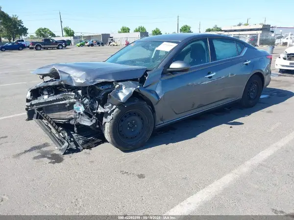 1N4BL4BV3KC234673 2019 NISSAN ALTIMA - Image 2