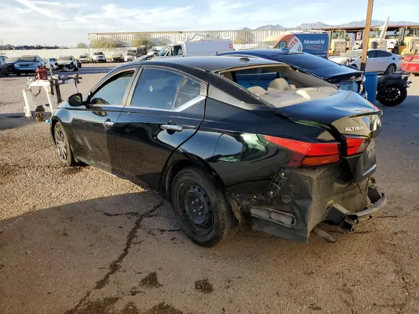 1N4BL4BV3KN300675 2019 NISSAN ALTIMA - Image 2