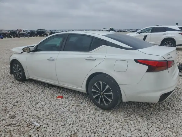 1N4BL4BV3KN304385 2019 NISSAN ALTIMA - Image 2