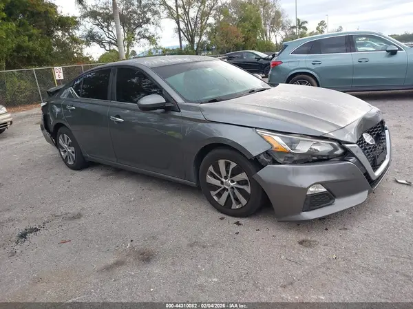 1N4BL4BV3LC131304 2020 NISSAN ALTIMA - Image 1