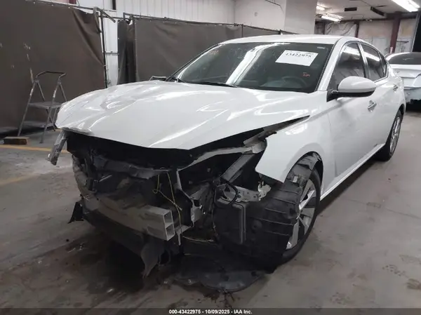 1N4BL4BV3LC157725 2020 NISSAN ALTIMA - Image 2