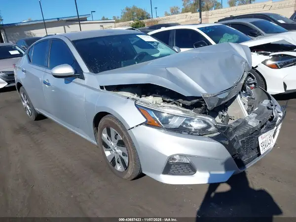 1N4BL4BV3LC162486 2020 NISSAN ALTIMA - Image 1