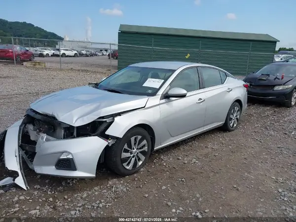 1N4BL4BV3LC208141 2020 NISSAN ALTIMA - Image 2