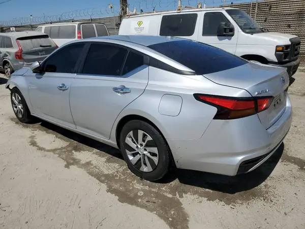 1N4BL4BV3LC209564 2020 NISSAN ALTIMA - Image 2