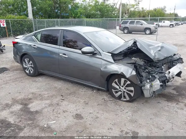 1N4BL4BV3LC214294 2020 NISSAN ALTIMA - Image 1