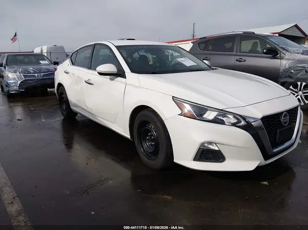 1N4BL4BV3LC233962 2020 NISSAN ALTIMA - Image 1
