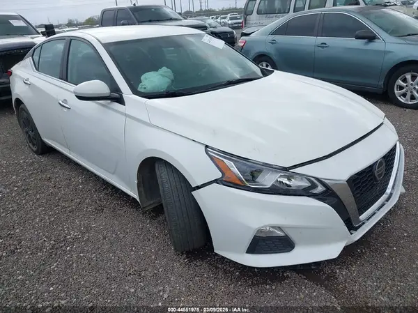 1N4BL4BV3LN307143 2020 NISSAN ALTIMA - Image 1
