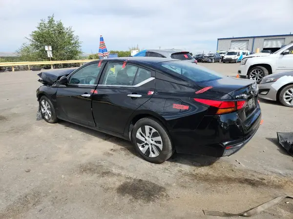 1N4BL4BV3MN394527 2021 NISSAN ALTIMA - Image 2