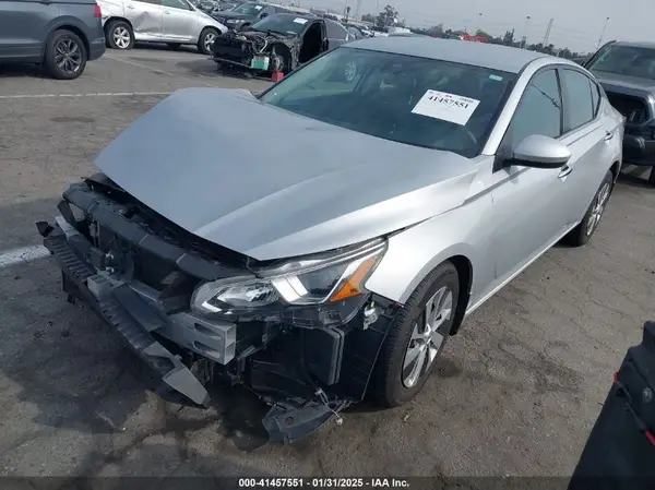 1N4BL4BV3MN420656 2021 NISSAN ALTIMA - Image 2