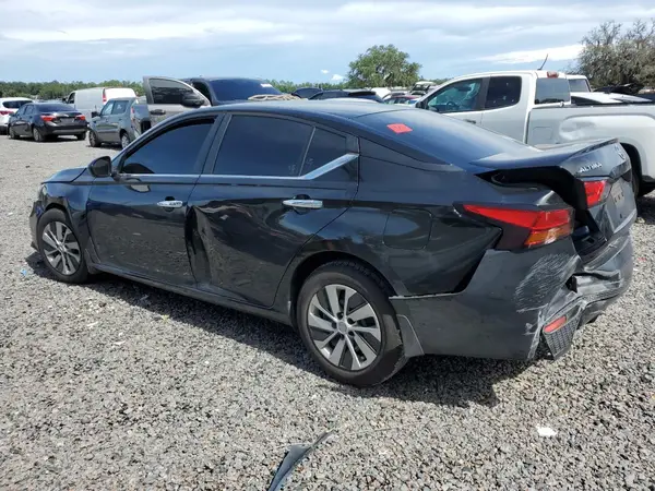 1N4BL4BV3MN421001 2021 NISSAN ALTIMA - Image 2