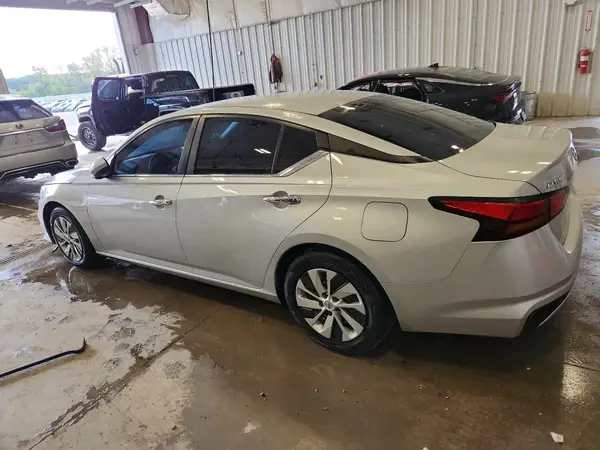 1N4BL4BV3NN303578 2022 NISSAN ALTIMA - Image 2