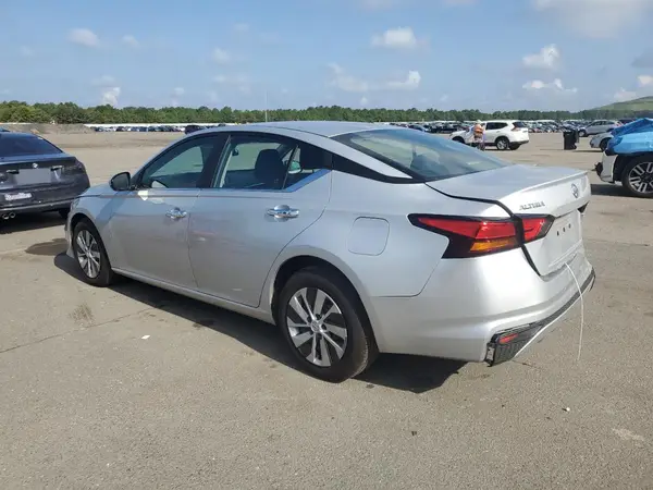 1N4BL4BV3NN329694 2022 NISSAN ALTIMA - Image 2