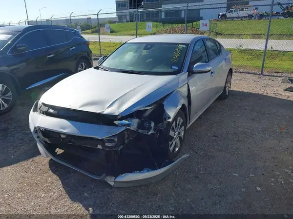1N4BL4BV3NN337794 2022 NISSAN ALTIMA - Image 2