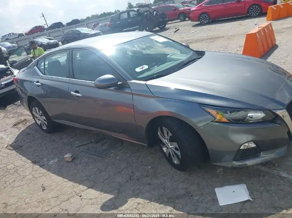 1N4BL4BV3NN341554 2022 NISSAN ALTIMA - Image 1