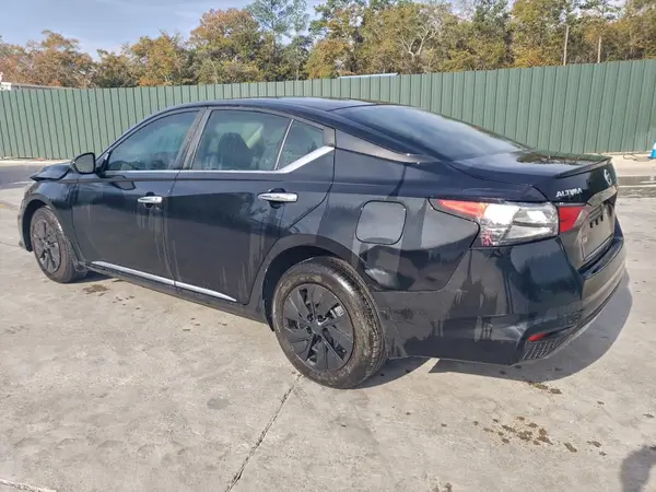 1N4BL4BV3NN375574 2022 NISSAN ALTIMA - Image 2