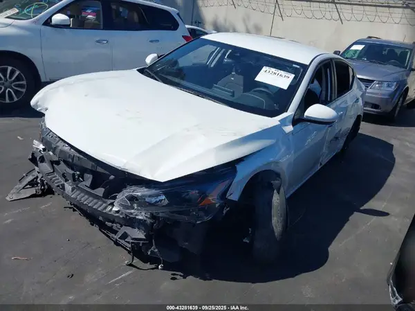 1N4BL4BV3NN415376 2022 NISSAN ALTIMA - Image 2