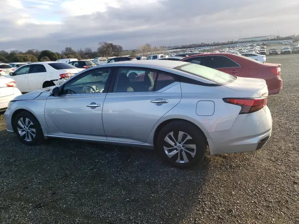 1N4BL4BV3PN324479 2023 NISSAN ALTIMA - Image 2