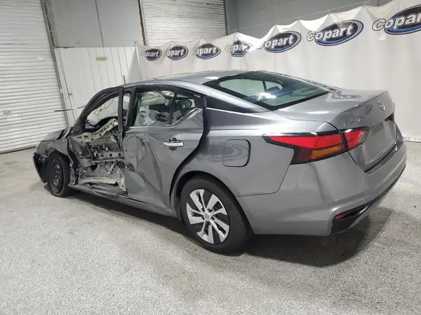 1N4BL4BV3PN337717 2023 NISSAN ALTIMA - Image 2
