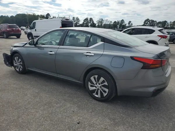 1N4BL4BV3PN351097 2023 NISSAN ALTIMA - Image 2