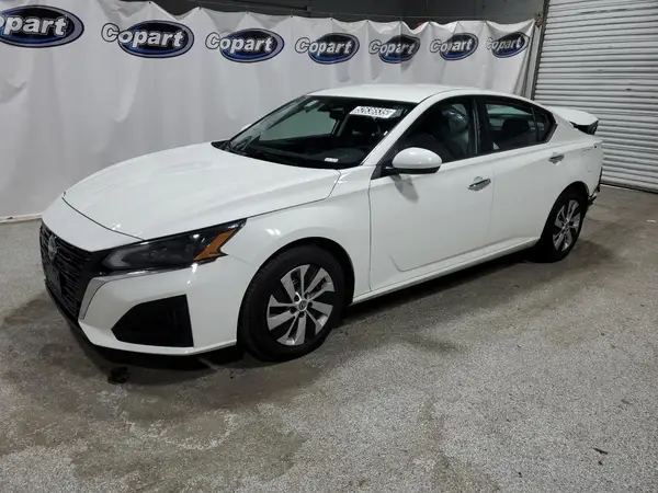 1N4BL4BV3PN399313 2023 NISSAN ALTIMA - Image 1