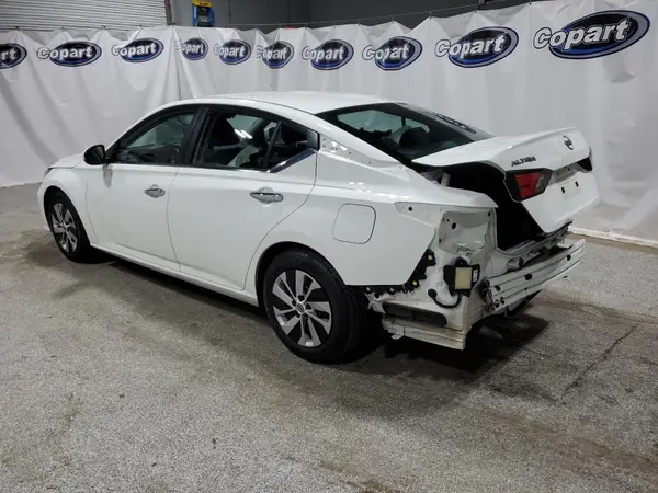 1N4BL4BV3PN399313 2023 NISSAN ALTIMA - Image 2