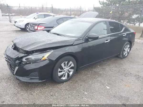 1N4BL4BV3PN405630 2023 NISSAN ALTIMA - Image 2