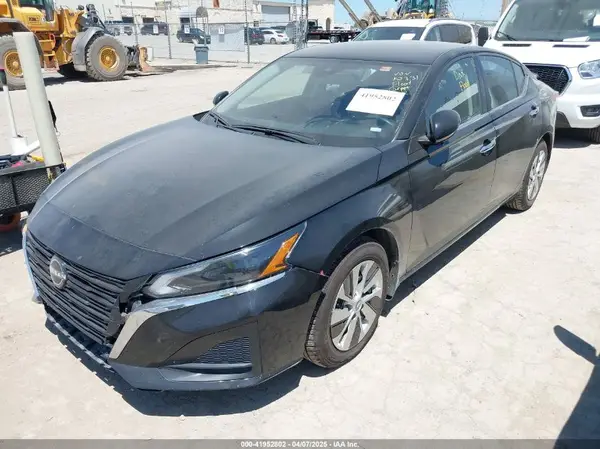 1N4BL4BV3PN408480 2023 NISSAN ALTIMA - Image 2