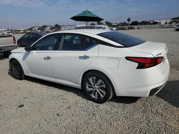 1N4BL4BV3RN364452 2024 NISSAN ALTIMA - Image 2
