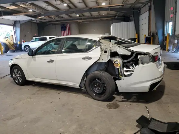 1N4BL4BV3RN369991 2024 NISSAN ALTIMA - Image 2