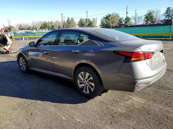 1N4BL4BV3RN371627 2024 NISSAN ALTIMA - Image 2