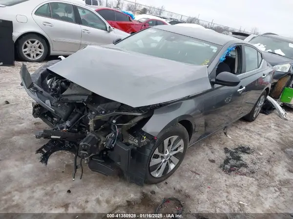 1N4BL4BV3RN372972 2024 NISSAN ALTIMA - Image 2