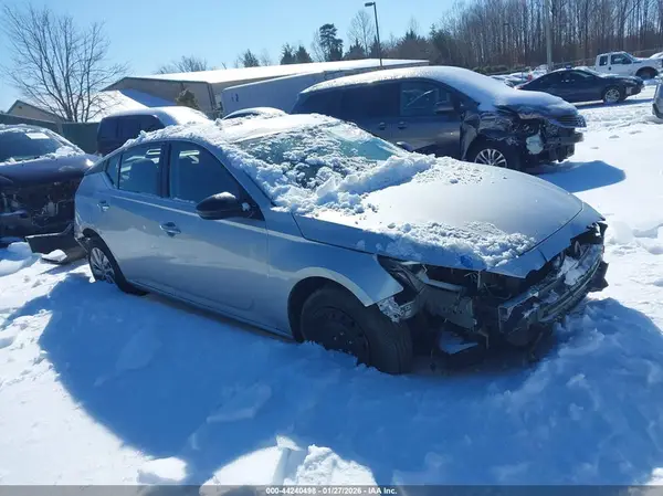 1N4BL4BV3RN374690 2024 NISSAN ALTIMA - Image 1