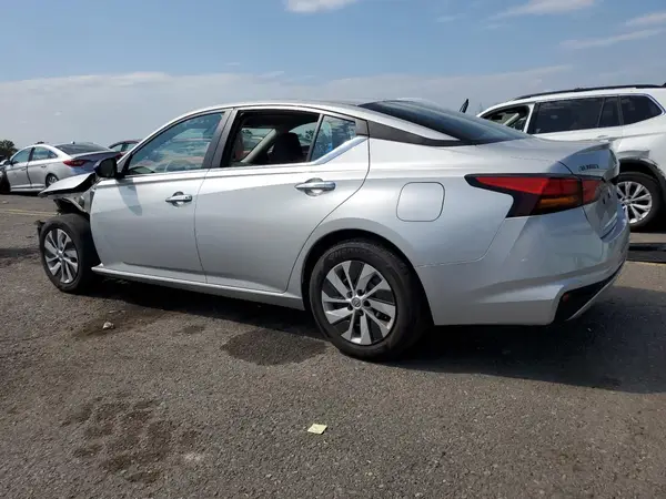 1N4BL4BV3RN379954 2024 NISSAN ALTIMA - Image 2