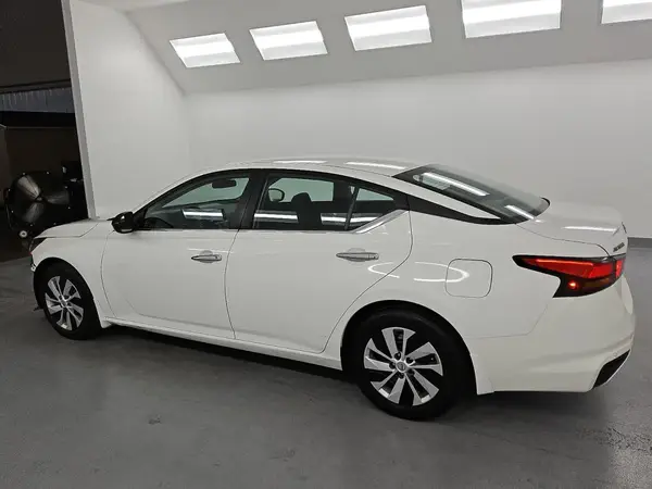 1N4BL4BV3RN416677 2024 NISSAN ALTIMA - Image 2