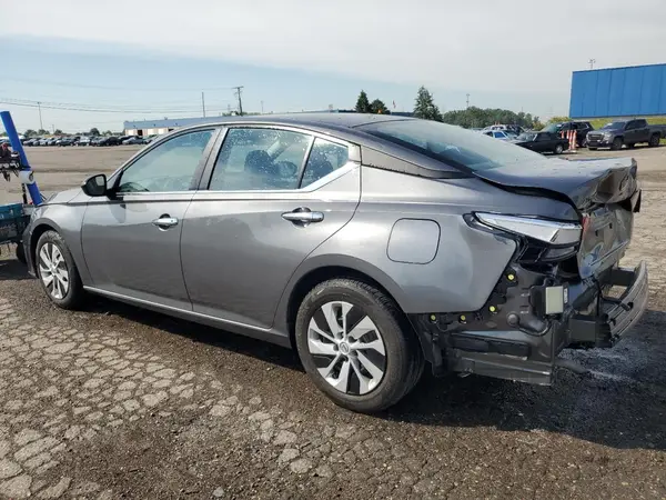 1N4BL4BV3RN422995 2024 NISSAN ALTIMA - Image 2