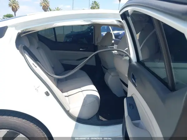 1N4BL4BV4KC102862 2019 NISSAN ALTIMA - Image 8