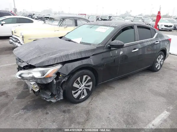 1N4BL4BV4KC115739 2019 NISSAN ALTIMA - Image 2