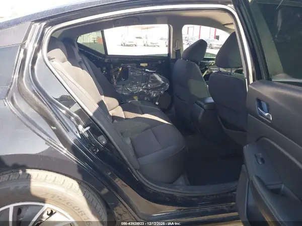 1N4BL4BV4KC124876 2019 NISSAN ALTIMA - Image 8