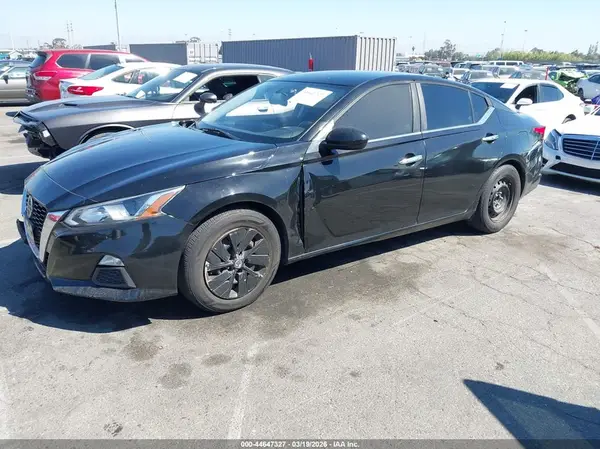 1N4BL4BV4KC124960 2019 NISSAN ALTIMA - Image 2