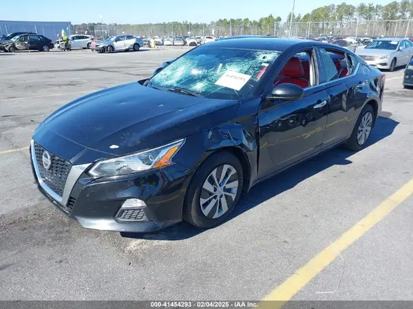 1N4BL4BV4KC168280 2019 NISSAN ALTIMA - Image 2