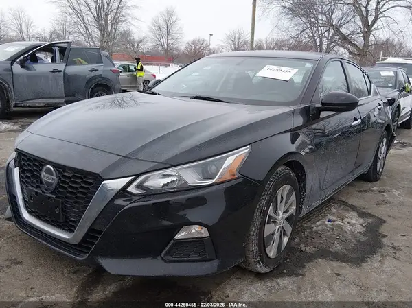 1N4BL4BV4KC213878 2019 NISSAN ALTIMA - Image 2