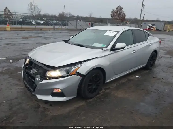 1N4BL4BV4KC225058 2019 NISSAN ALTIMA - Image 2