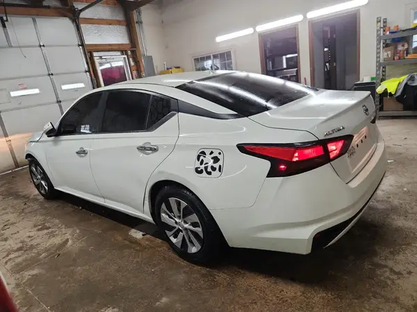 1N4BL4BV4KC230485 2019 NISSAN ALTIMA - Image 2